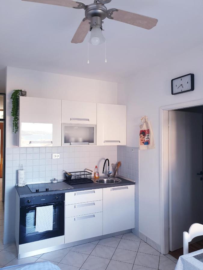 Sali Modern Seaview Apartment Eksteriør bilde